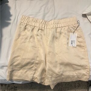 Women's Cream Shorts